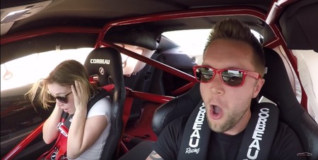 ¡Increíble! Los escapes de este Camaro ZL1 hacen tantísimo ruido que hasta saltan los airbags (con vídeo)