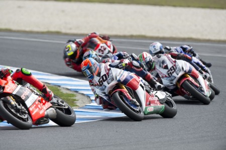 Davide Giugliano Nicky Hayden Michael Vdmark Wsbk 2016