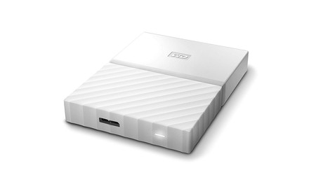 Amazon y PcComponentes tienen los 3 TB del WD My Passport en blanco por sólo 84 euros