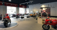 Inaugurado Ducati Valencia, un nuevo y espectacular concesionario en la ciudad del Turia