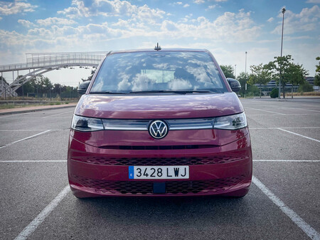 Volkswagen Multivan eHybrid Prueba 17