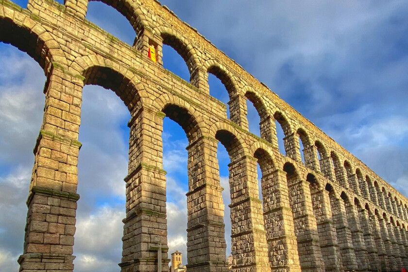 Acueducto Segovia Ruta Desconocida