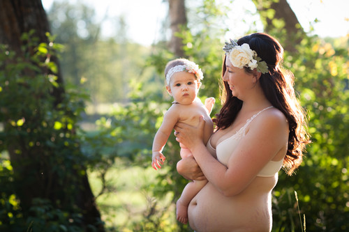 La belleza de las madres: 33 preciosas fotos que elogian los cuerpos del postparto y la maternidad