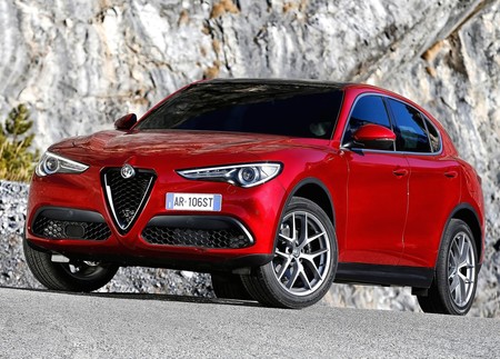 Alfa Romeo Stelvio: Precios, versiones y equipamiento en México 