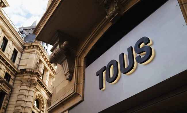 Tous1