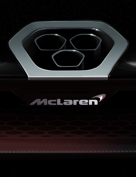 McLaren mostró el primer teaser de su próximo modelo de la Utlimate Series, el P15