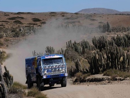 dakar2010_otra-victoria-para-firdaus-kabirov-en-la-undecima.jpg