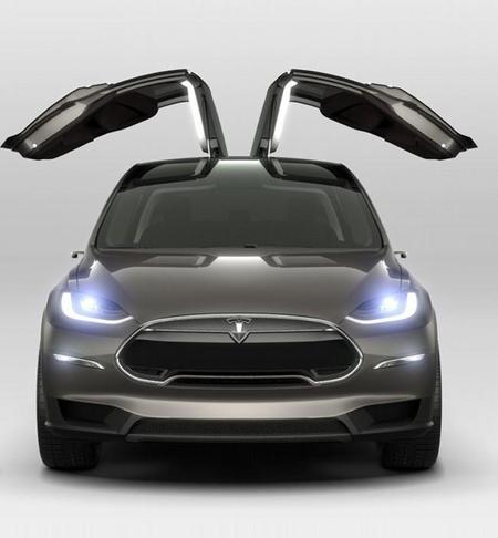 tesla-model-x-puertas-gaviota-1.jpg