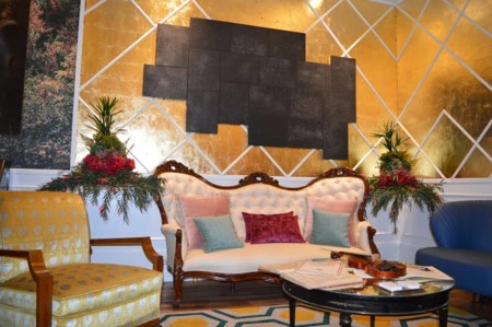 El estudio Viteri Lapeña crea un sofisticado salón de música en Casa Decor