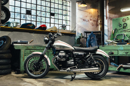 Moto Guzzi V9 Roamer