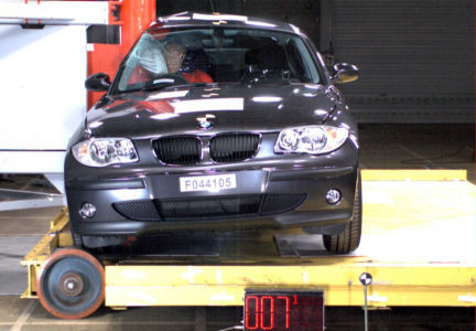 BMW 120i - EuroNCAP
