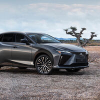 El nuevo Lexus RZ 450e eléctrico de 313 CV y 400 km de autonomía ya tiene precio en España: desde 73.300 euros