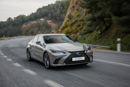 Estos son los coches y marcas más fiables de 2019 según JD Power: Lexus, Porsche y Toyota, las mejor valoradas
