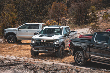 Chevroelt Cheyenne Zr2 Prueba De Manejo Opiniones Mexico 26