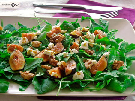 Ensalada de higos, queso de cabra y nueces con vinagreta de melaza: receta para ir preparando el otoño