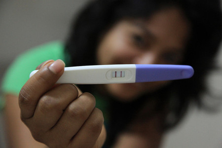 La protección laboral de la mujer embarazada no tiene por qué extenderse al periodo de prueba de su contrato