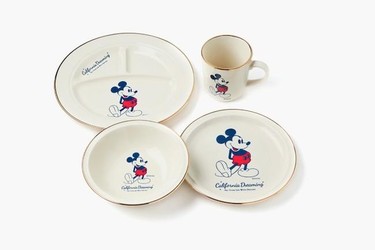 Amante del estilo vintage, de Disney y de las ediciones limitadas, he aquí algo que te va a encantar
