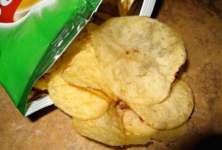 Análisis nutricional de una porción de patatas fritas