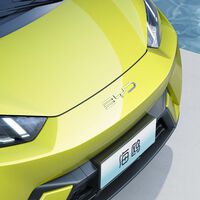 China abarata sus coches eléctricos con “El Ojo de Dios”: la tecnología que en Europa es un lujo allí será de serie incluso en coches de 9.000 euros usando su propia IA y DeepSeek