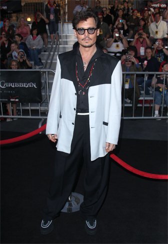 johnny-depp-piratas