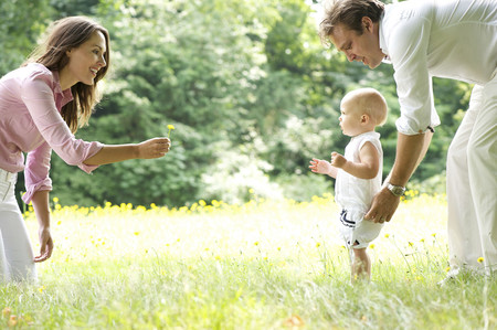 Conversa con tu bebé en sus primeros años: tendrá un impacto positivo en su desarrollo a largo plazo