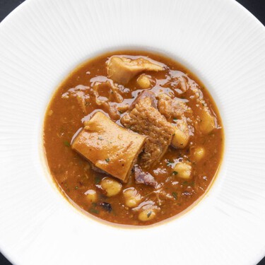 Los mejores callos del mundo se cocinan en una casa de comidas de L’Hospitalet (Barcelona) 