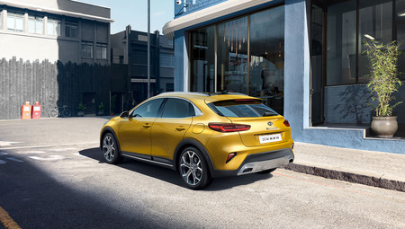 Kia XCeed: ya está aquí el Ceed crossover, y promete motores microhíbridos y un híbrido enchufable en 2020