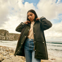 Seis abrigos de las rebajas de Springfield que no te vas a quitar en todo el invierno y tienen súper precio 