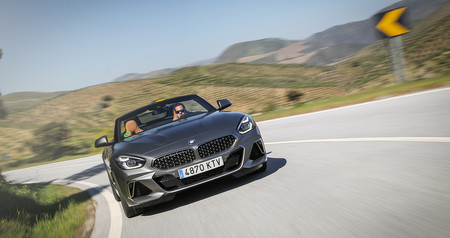 BMW Z4 2019, contacto