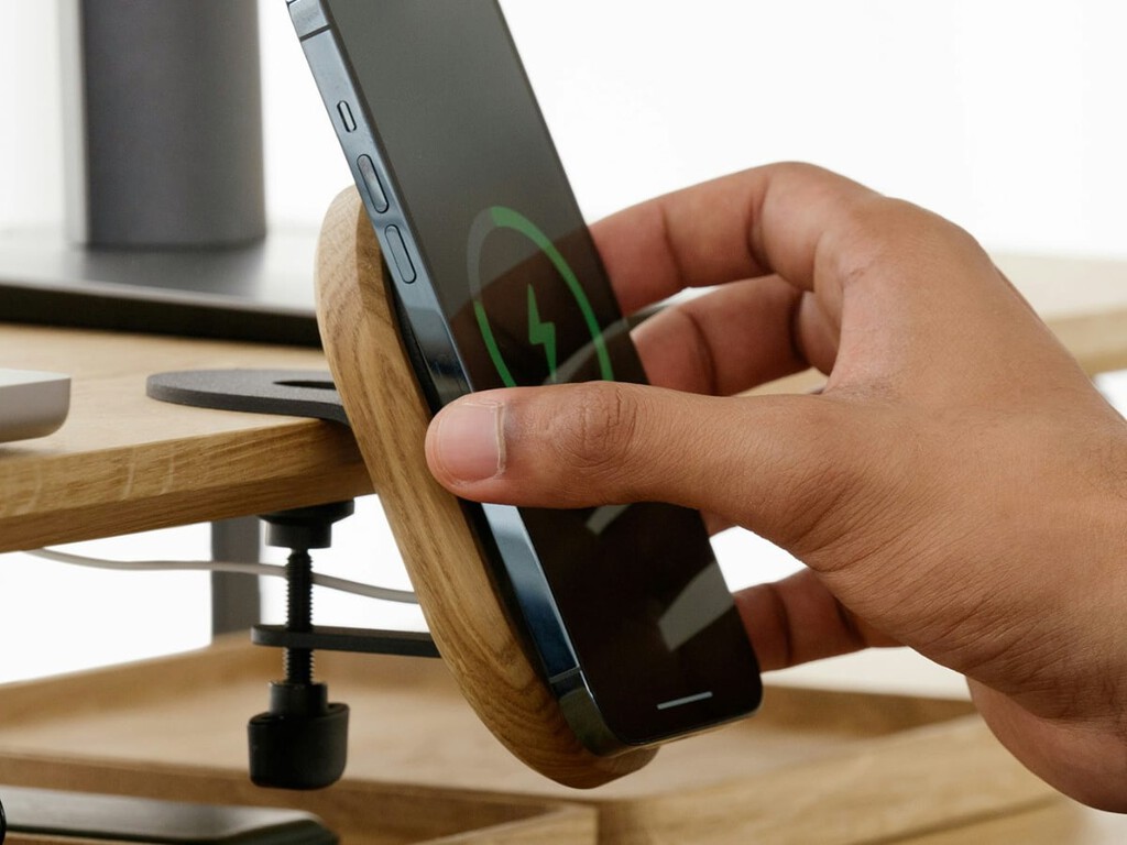 Primero fue Qi, luego MagSafe, ahora Qi2. La carga inalámbrica del iPhone es un lio y es muy probable que estés perdiendo dinero y velocidad Primero fue Qi, luego MagSafe, ahora Qi2. La carga inalámbrica del iPhone es un lio y es muy probable que estés perdiendo dinero y velocidad
