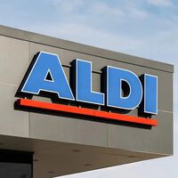 El sábado 18 de julio llegan a Aldi las sandalias tipo Birkenstock por menos de 10 euros que siempre arrasan