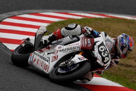 Parece que Honda por fin reacciona: Takumi Takahashi llevará algo más que la segunda Fireblade del WSBK