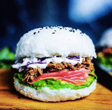Hamburguesas de sushi: el clásico americano como nunca lo imaginaste
