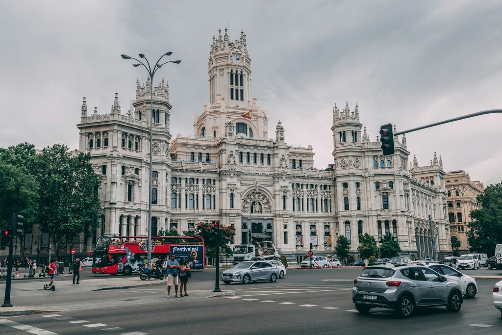 Mario Arnaldo, presidente AEA: "Madrid está actuando como una administración tramposa que solo quiere sacar los cuartos a los madrileños"