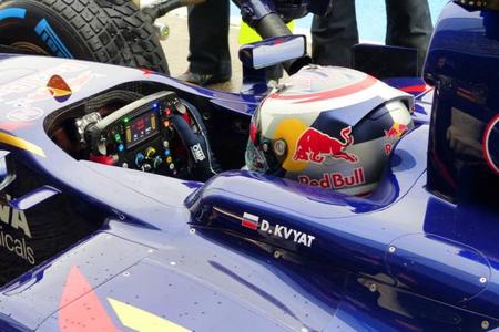 Carlos Sainz Jr y Alex Lynn por el asiento en Toro Rosso