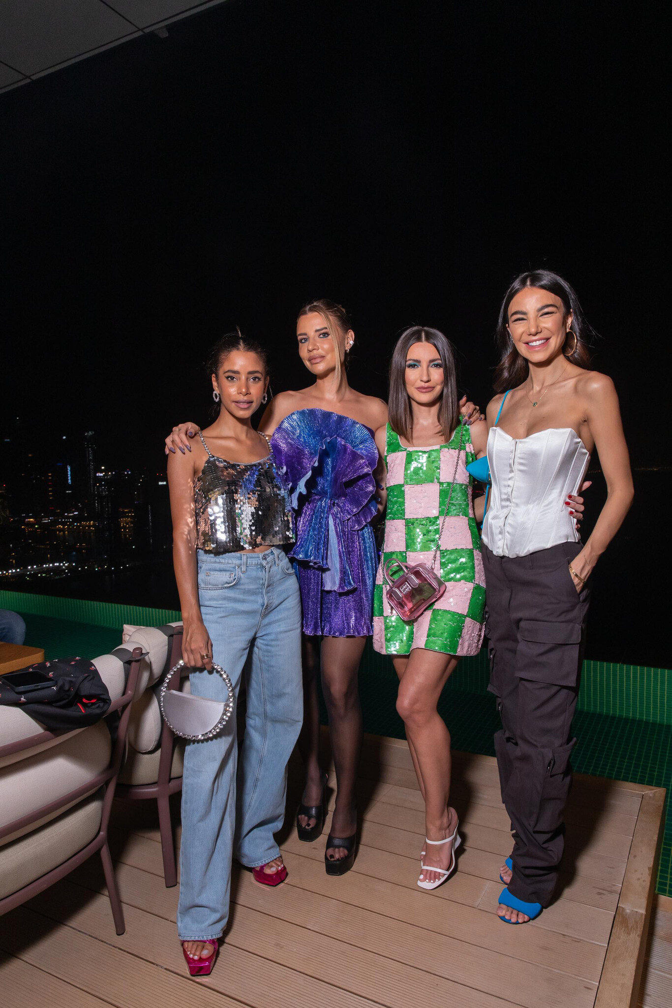Alexandra Pereira se marca un Kate Moss y eleva su maquillaje al máximo