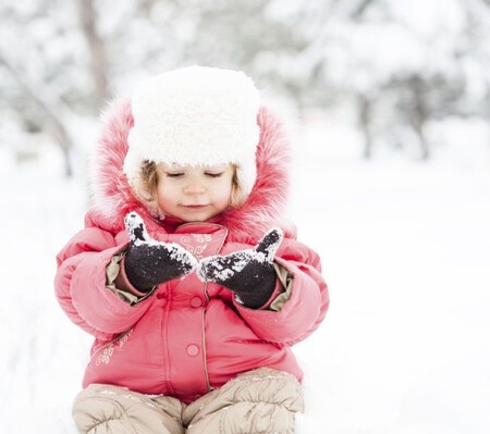 niños en la nieve