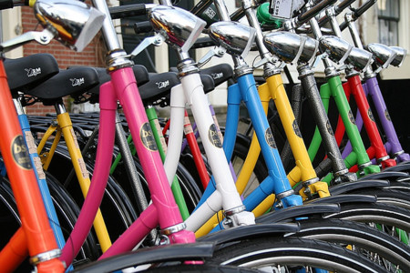 Mi móvil cuando voy en bici: guía imprescindible de aplicaciones y trucos