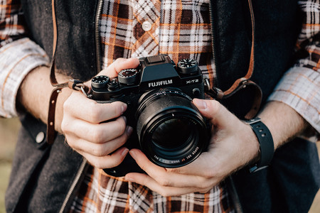 Fujifilm X-T2, Nikon D750, Sony A7 III y más cámaras, objetivos y accesorios en oferta: Llega Cazando Gangas