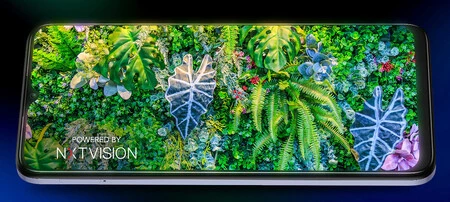 Tcl R 5g 02