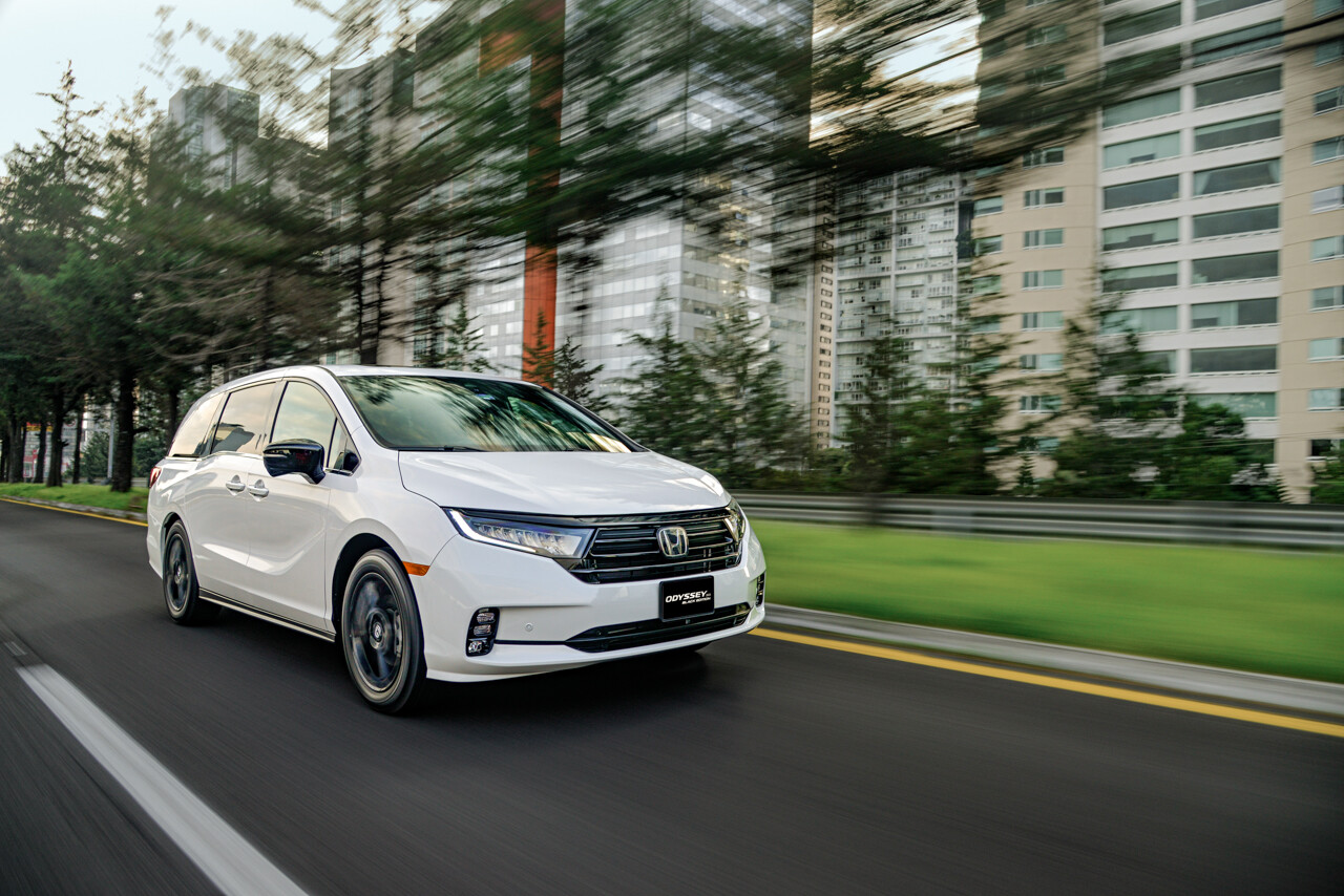 Honda Odyssey Black Edition 2023, la mini van japonesa se actualiza y presenta una edición con toque especial