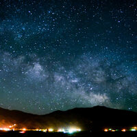 "Se alguém nos visse de outro planeta, diria que todos nós enlouquecemos": projeto italiano promete "devolver" a noite para as cidades