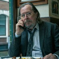 El homenaje de 'Slow Horses' al Joker de Heath Ledger. Gary Oldman recuerda a su compañero en 'El caballero oscuro' con un simpático guiño