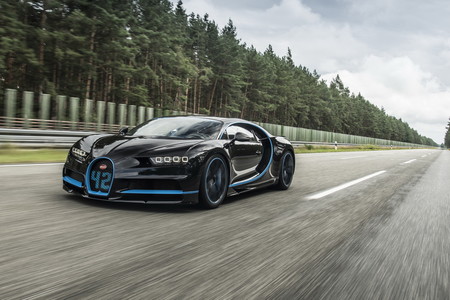 El Bugatti Chiron revienta el cronómetro: 0 - 400 - 0 km/h en 41.96 segundos