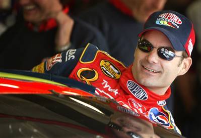 Jeff Gordon da ejemplo