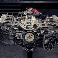 Contempla cómo se disecciona el corazón del mítico Porsche 911 en alta definición