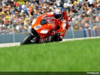 Casey Stoner finaliza la temporada con su sexta victoria