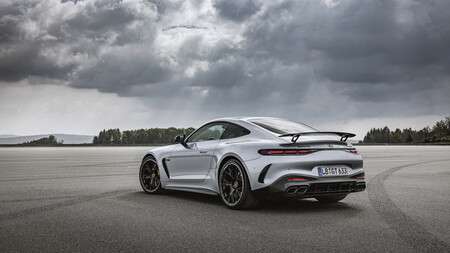 Mercedes Amg Gt 2024 8