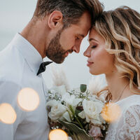 "El miedo a la soledad nos lleva a celebrar más bodas y casarnos más jóvenes": récord de bodas en la España post COVID 