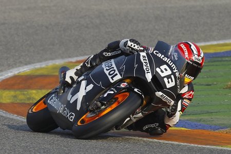 Marc Márquez se adapta a la Moto2